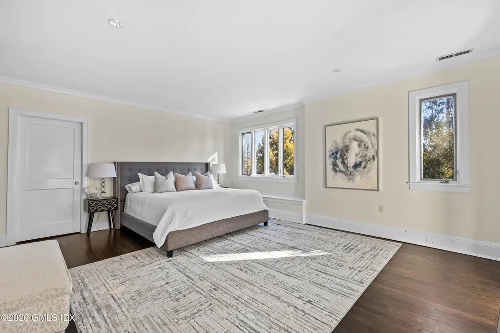 7 Dearfield Lane Greenwich CT 06831