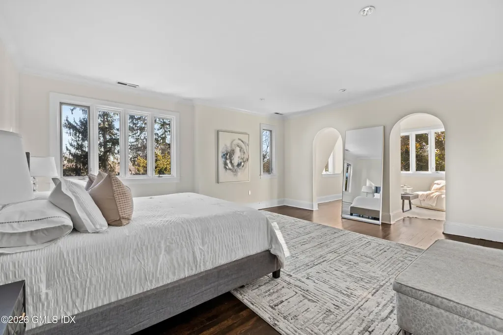 7 Dearfield Lane Greenwich CT 06831