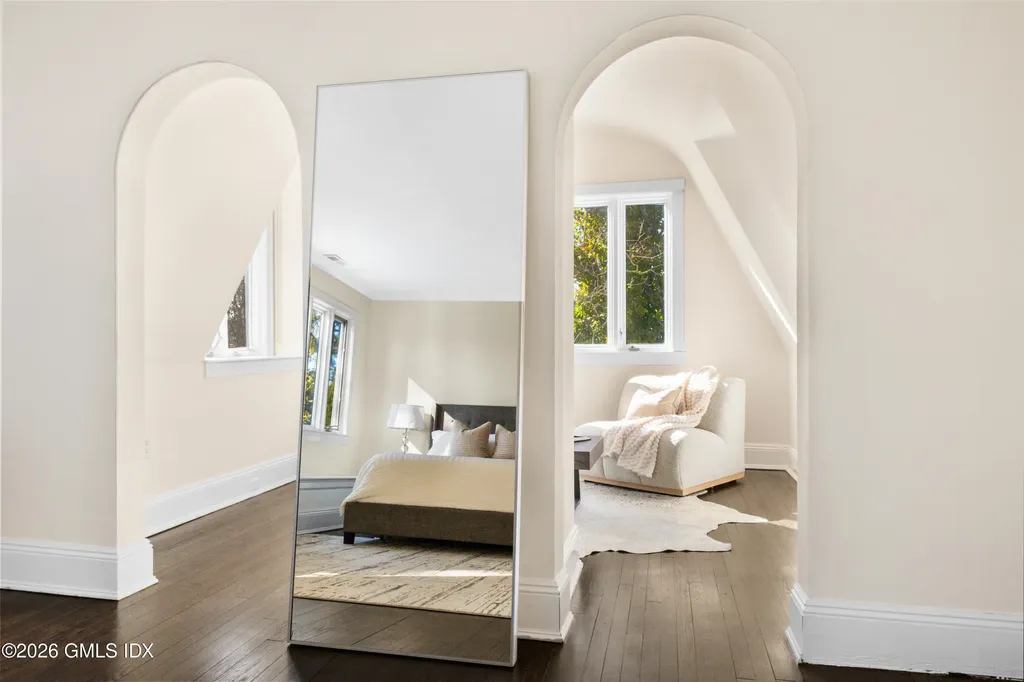 7 Dearfield Lane Greenwich CT 06831