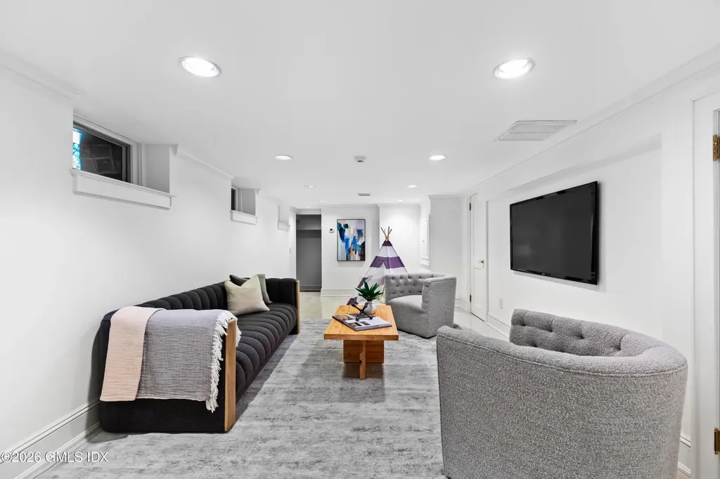 7 Dearfield Lane Greenwich CT 06831