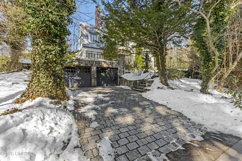 7 Dearfield Lane Greenwich CT 06831