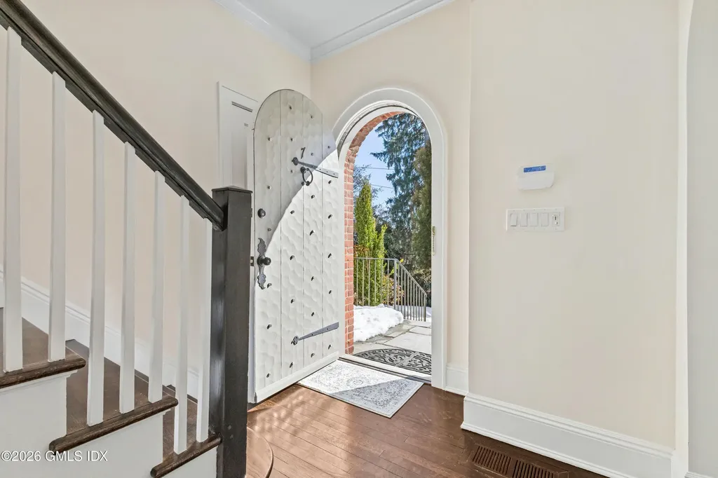 7 Dearfield Lane Greenwich CT 06831