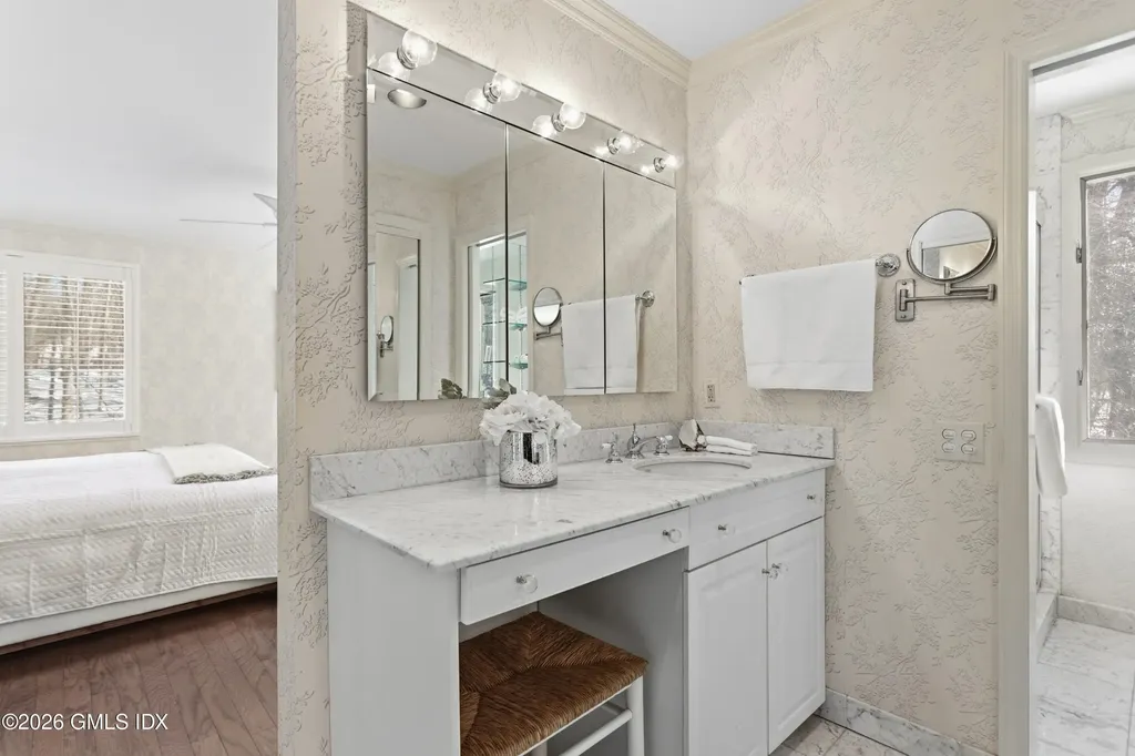 308 W Lyon Farm Drive Greenwich CT 06831