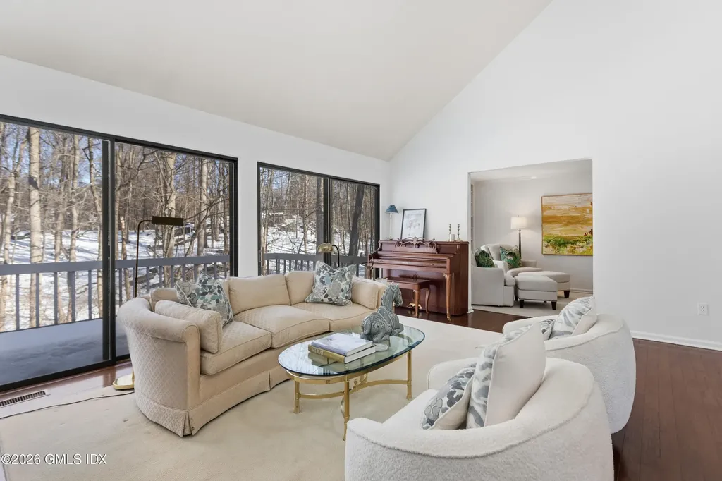 308 W Lyon Farm Drive Greenwich CT 06831