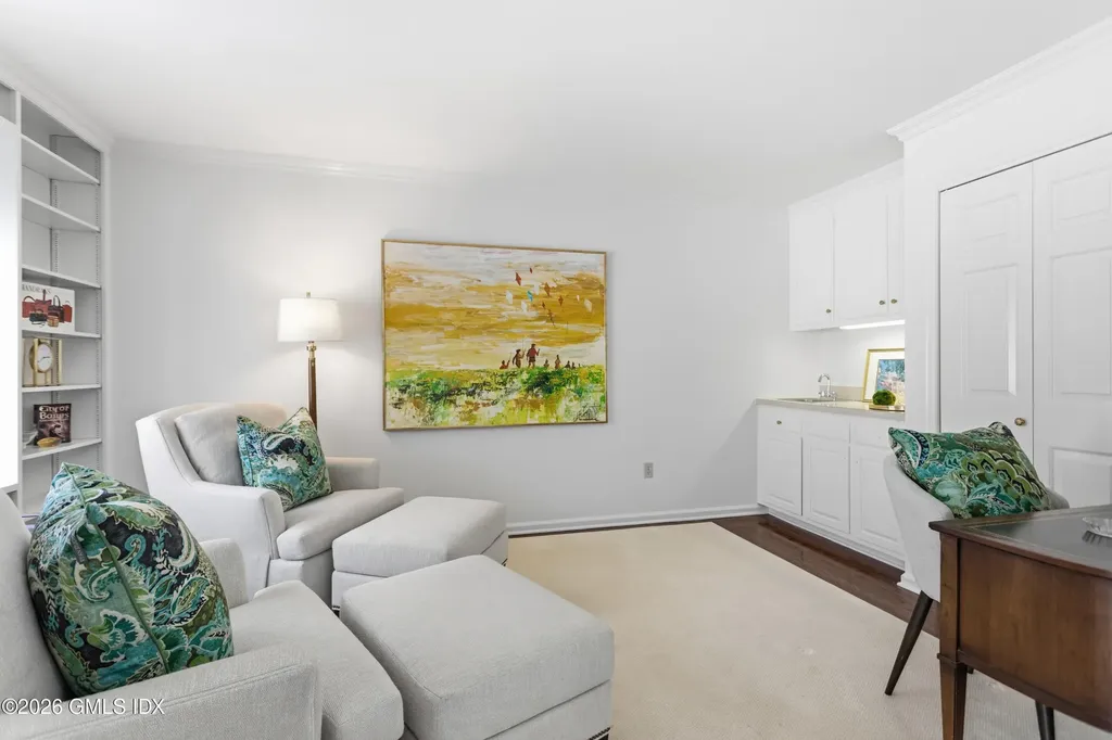 308 W Lyon Farm Drive Greenwich CT 06831