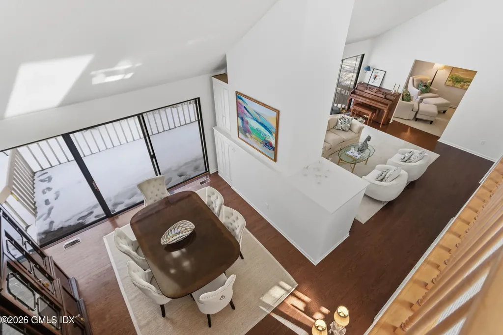 308 W Lyon Farm Drive Greenwich CT 06831