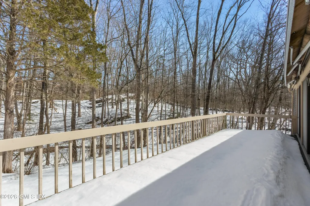 308 W Lyon Farm Drive Greenwich CT 06831