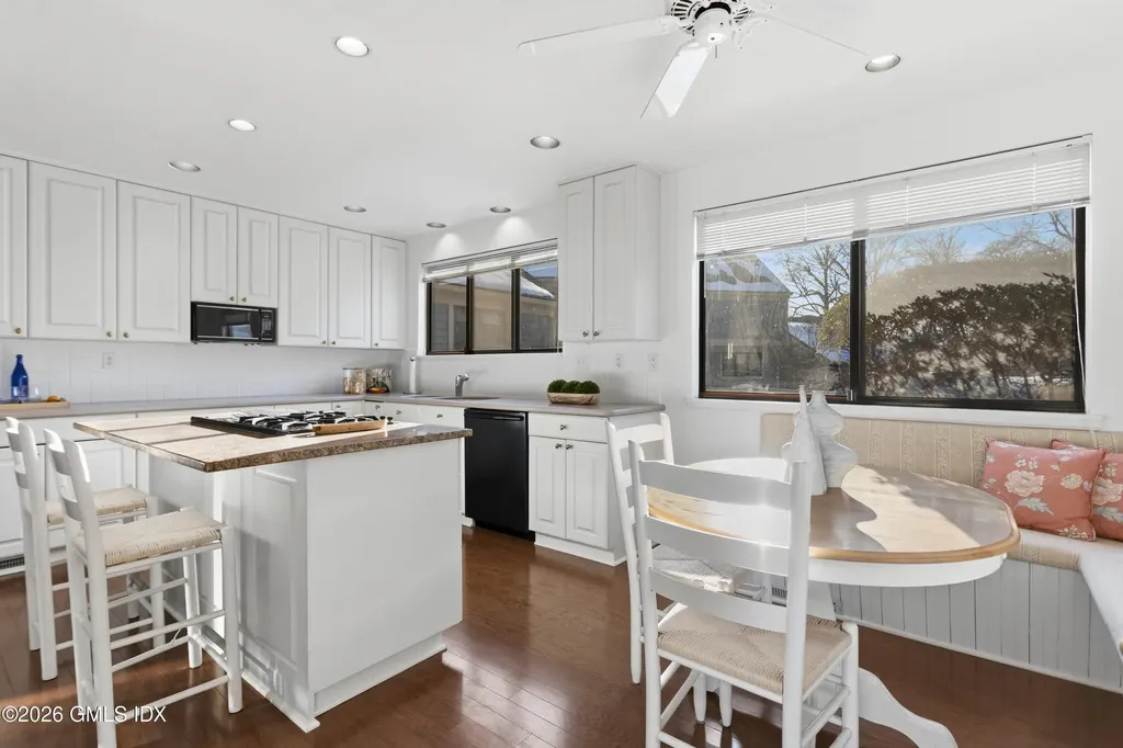 308 W Lyon Farm Drive Greenwich CT 06831