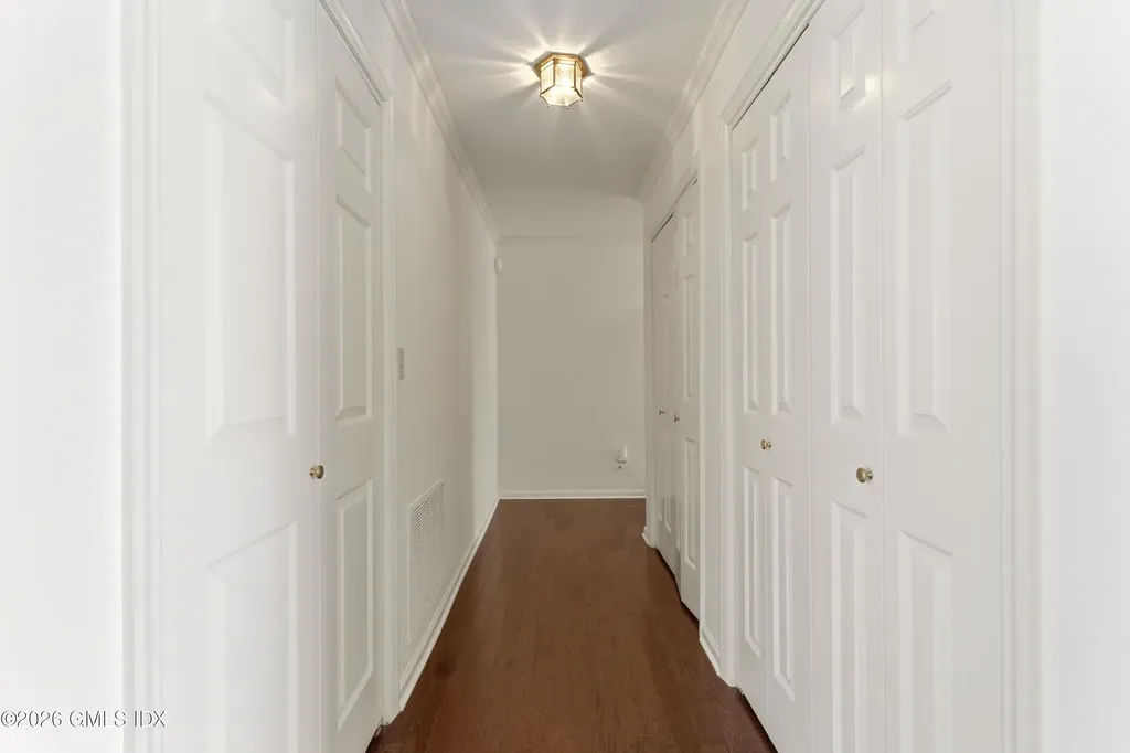 308 W Lyon Farm Drive Greenwich CT 06831