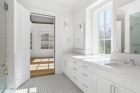 119 Proprietors Crossing New Canaan CT 06840