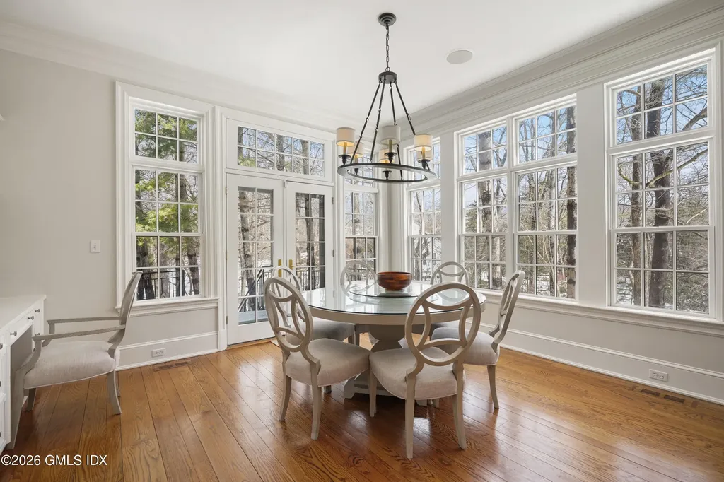 15 Vineyard Lane Greenwich CT 06831