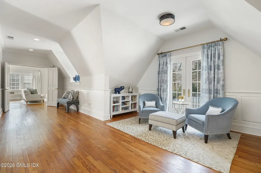 15 Vineyard Lane Greenwich CT 06831