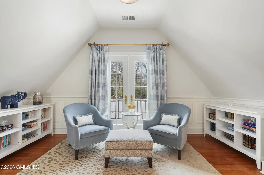 15 Vineyard Lane Greenwich CT 06831