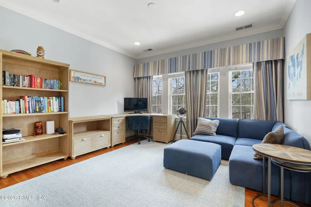 15 Vineyard Lane Greenwich CT 06831