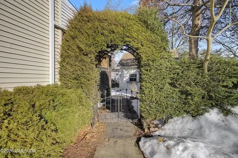 37 Windy Knolls Greenwich CT 06831