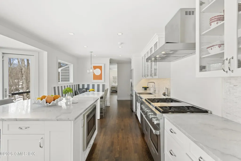 29 Hunting Ridge Road Greenwich CT 06831