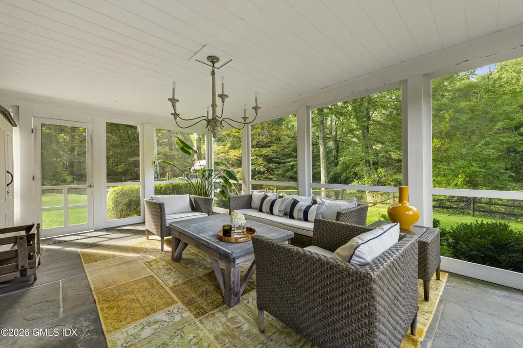 29 Hunting Ridge Road Greenwich CT 06831