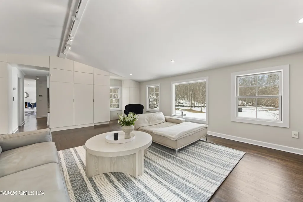 29 Hunting Ridge Road Greenwich CT 06831