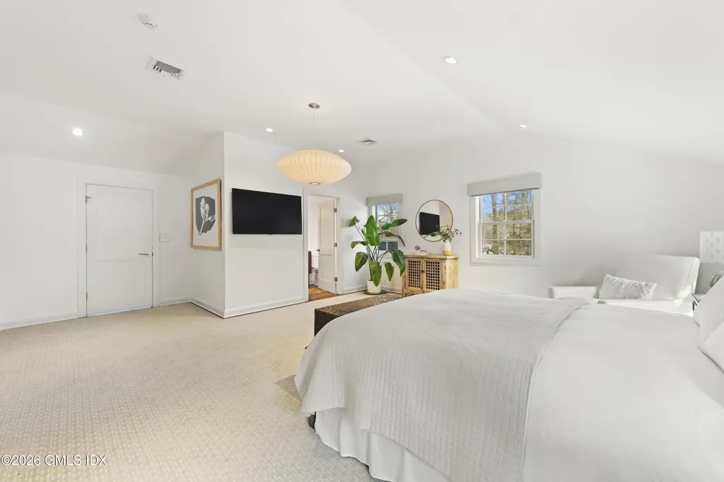29 Hunting Ridge Road Greenwich CT 06831