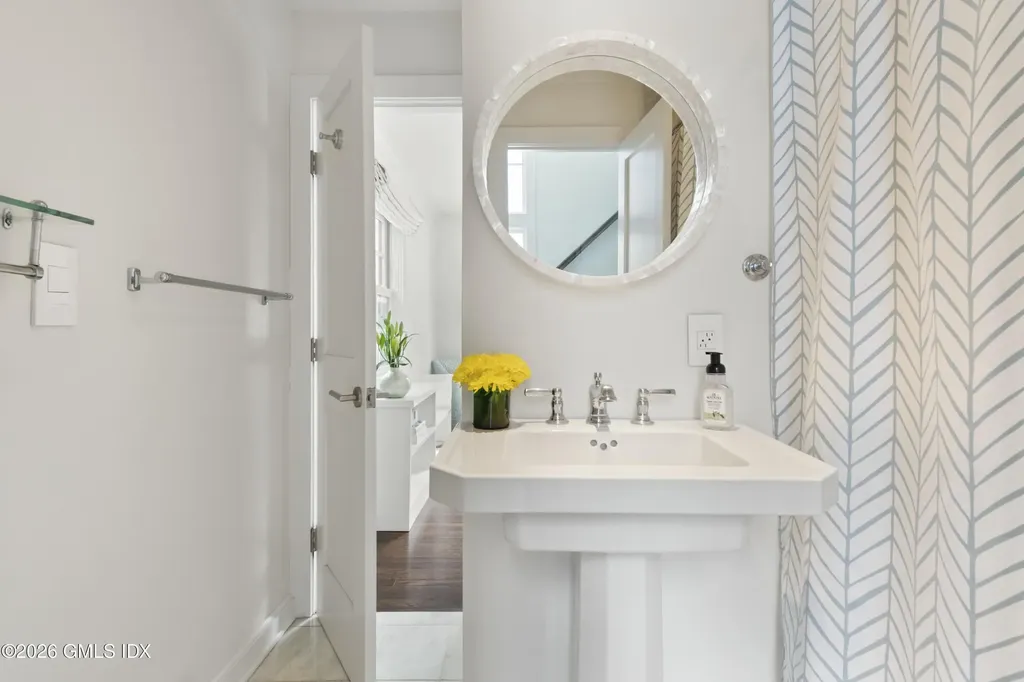 29 Hunting Ridge Road Greenwich CT 06831