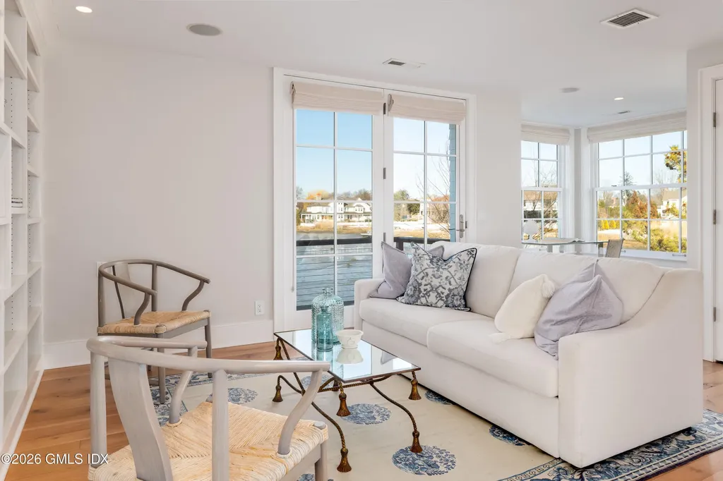 189 Shore Road Old Greenwich CT 06870