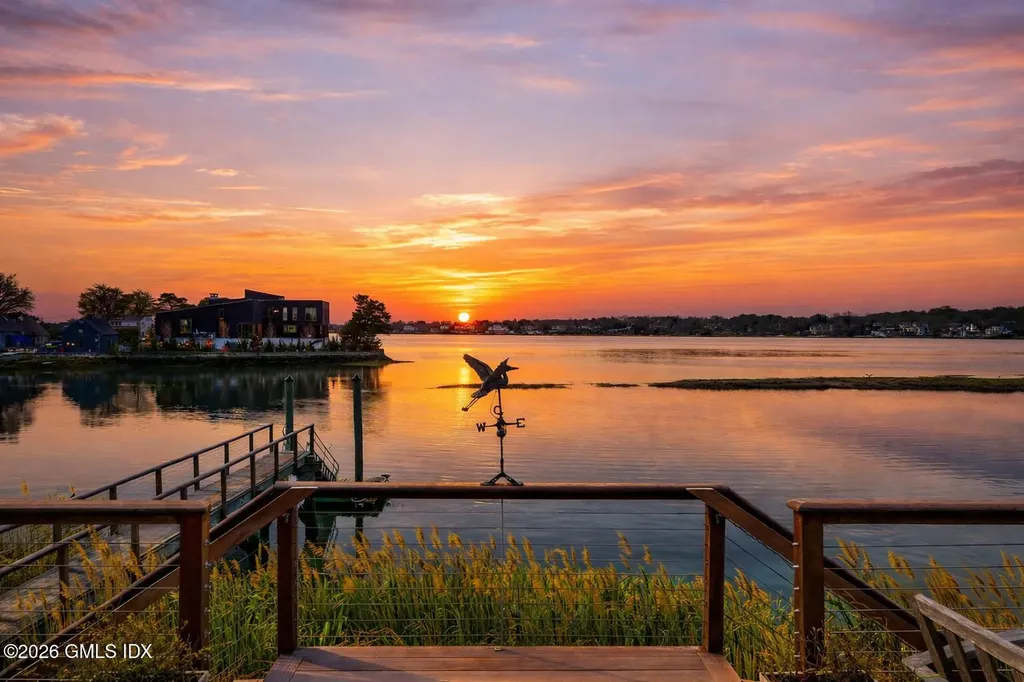 189 Shore Road Old Greenwich CT 06870