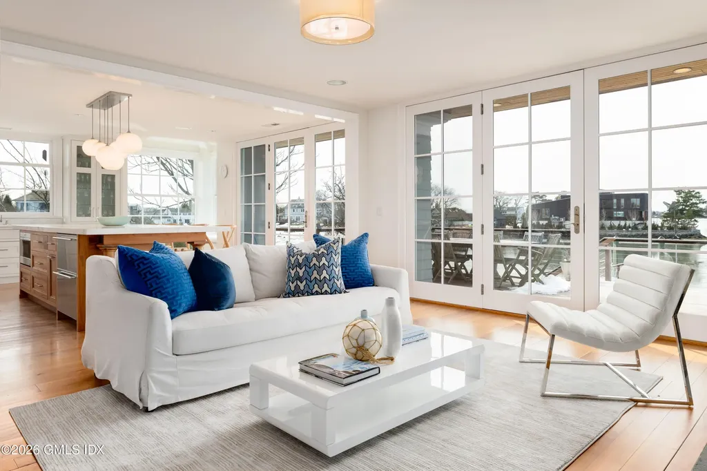 189 Shore Road Old Greenwich CT 06870