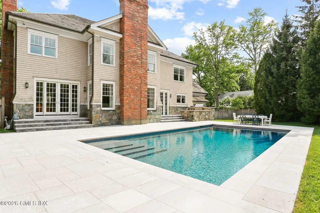 1 Bramble Lane Riverside CT 06878