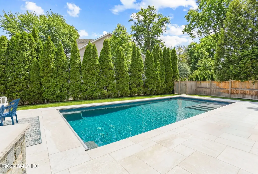 1 Bramble Lane Riverside CT 06878