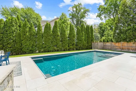1 Bramble Lane Riverside CT 06878