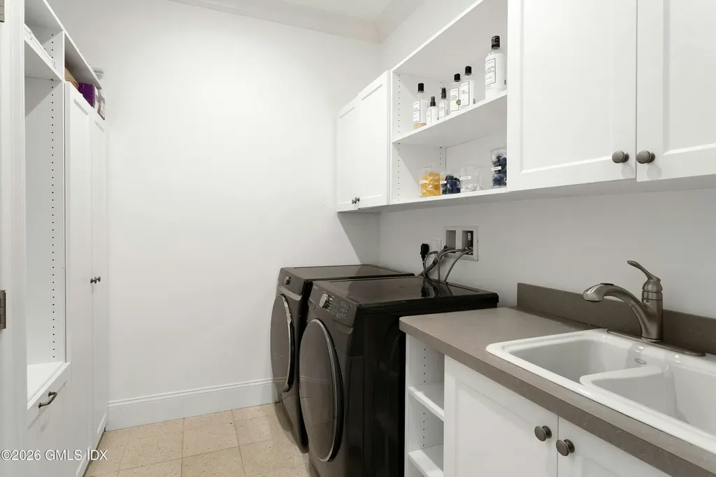 30 Park Avenue Old Greenwich CT 06870