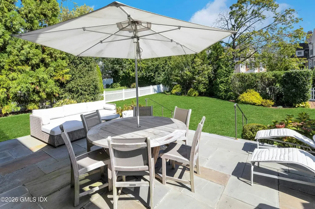 30 Park Avenue Old Greenwich CT 06870