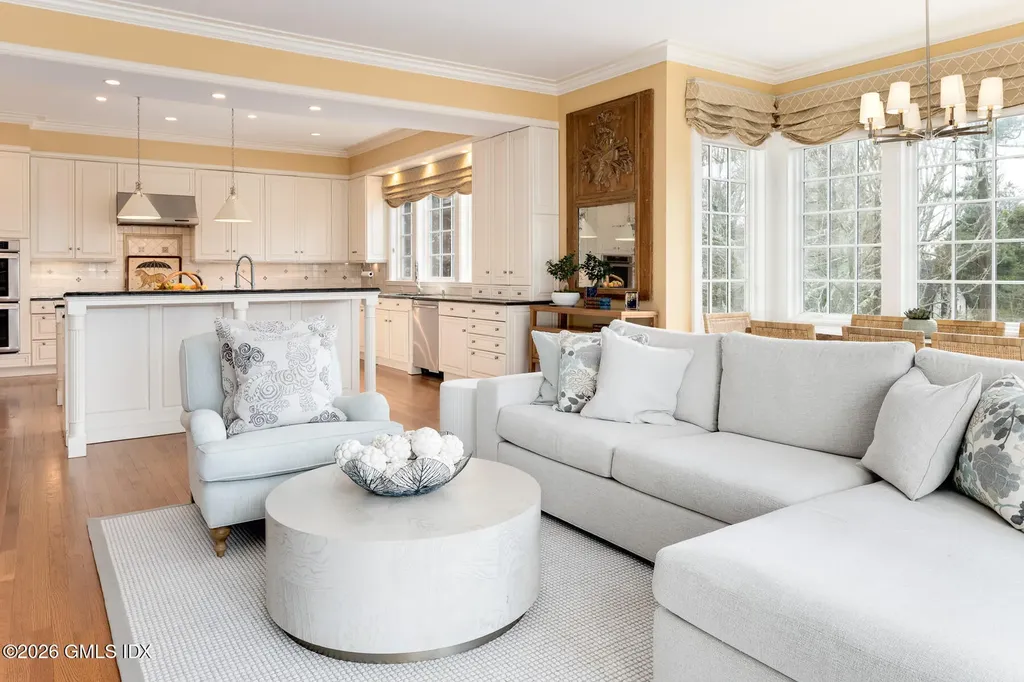 174 Round Hill Road Greenwich CT 06831