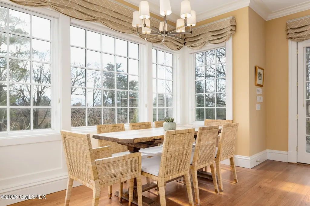 174 Round Hill Road Greenwich CT 06831