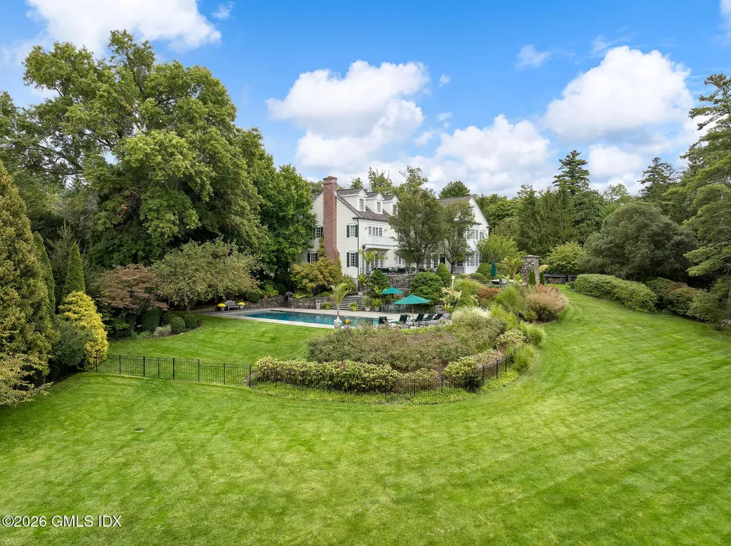 174 Round Hill Road Greenwich CT 06831