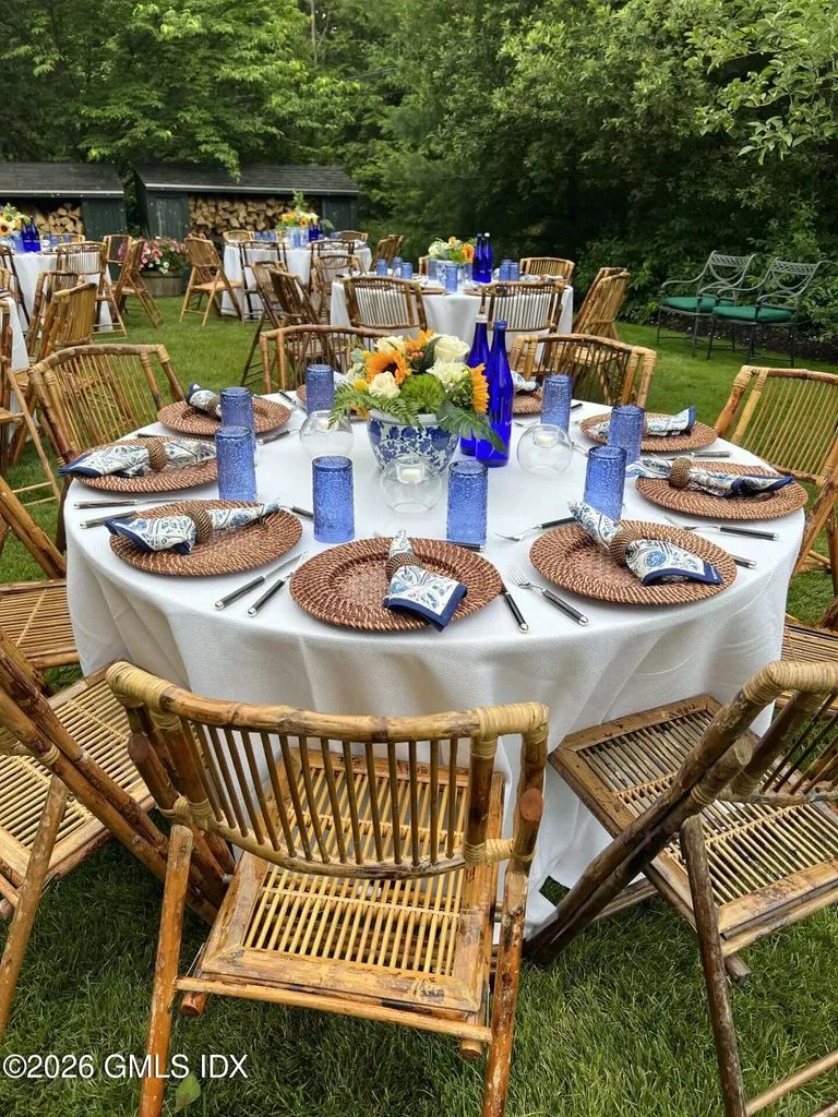 174 Round Hill Road Greenwich CT 06831