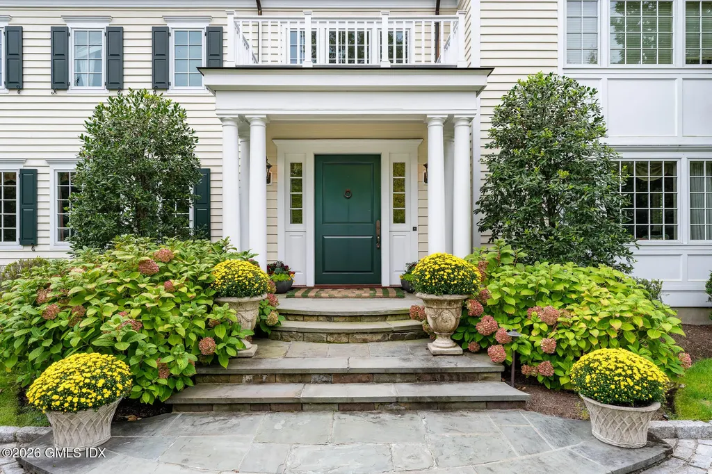 174 Round Hill Road Greenwich CT 06831