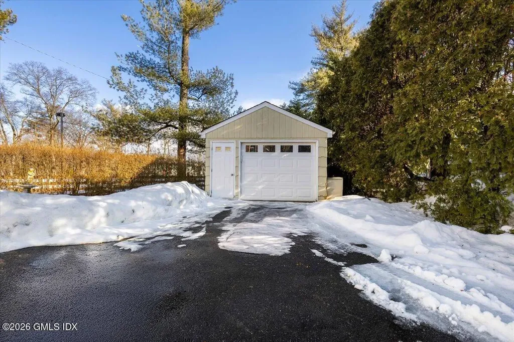 7 Brown House Road Old Greenwich CT 06870