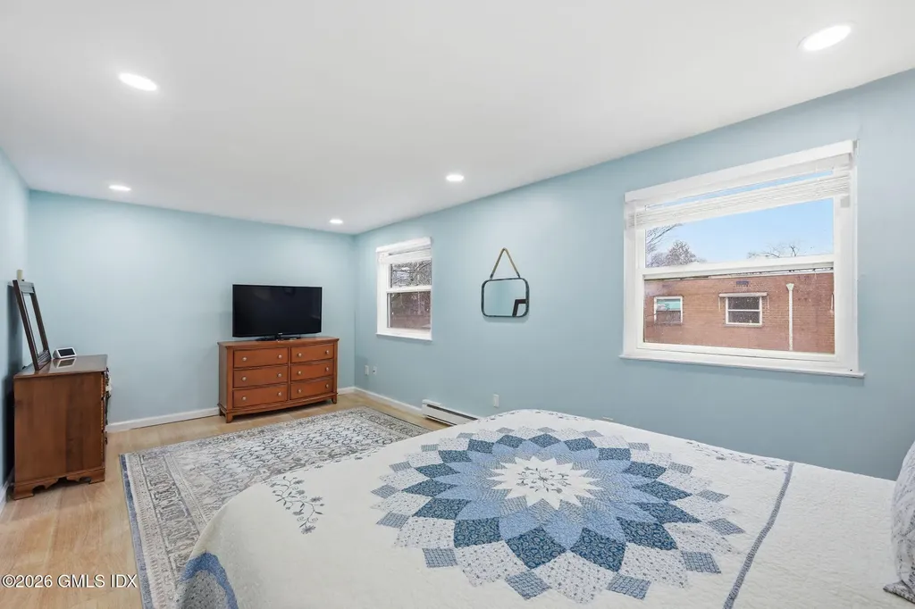 8 Barnstable Lane Stamford CT 06907