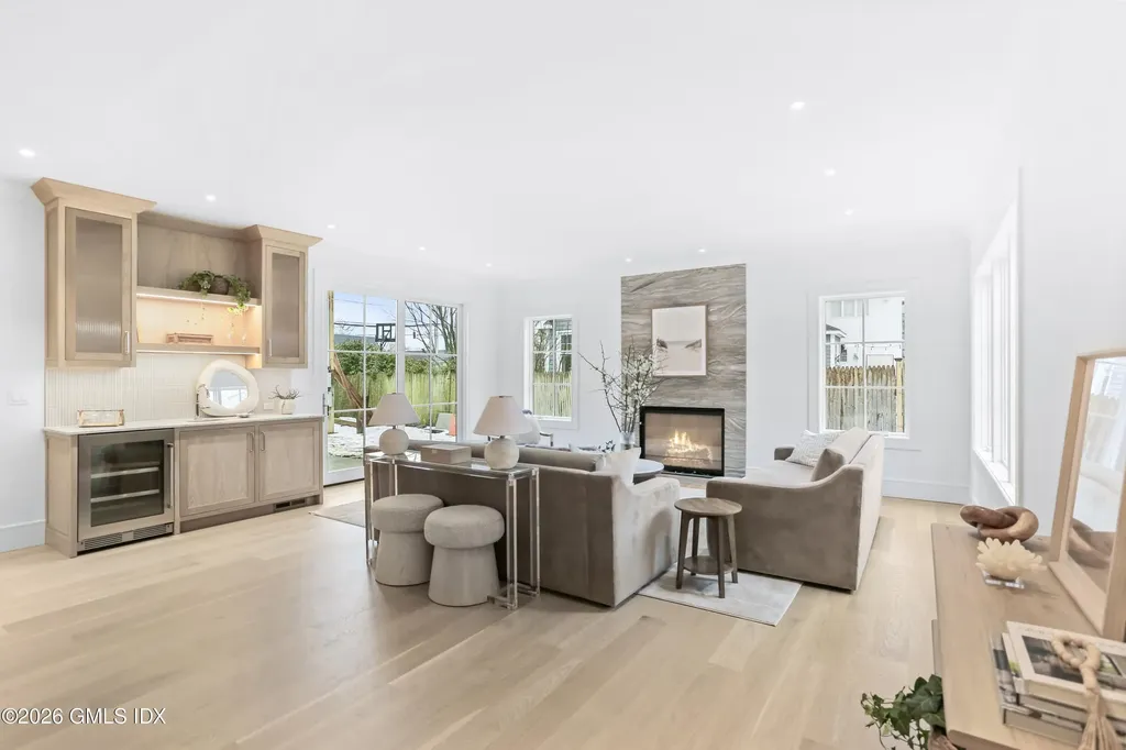 2 Potter Drive Old Greenwich CT 06870