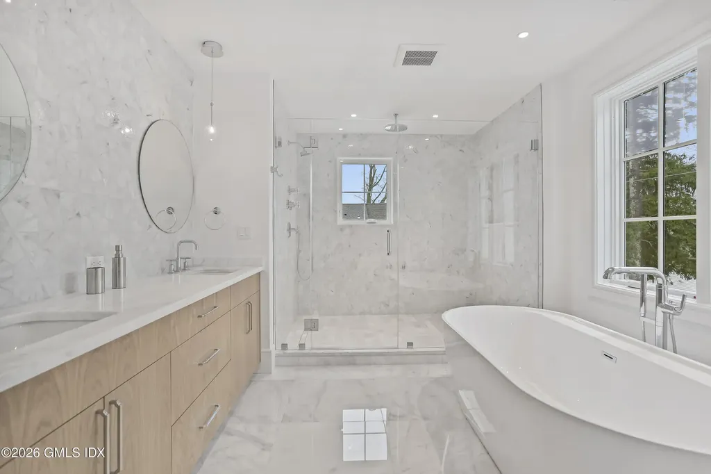 2 Potter Drive Old Greenwich CT 06870