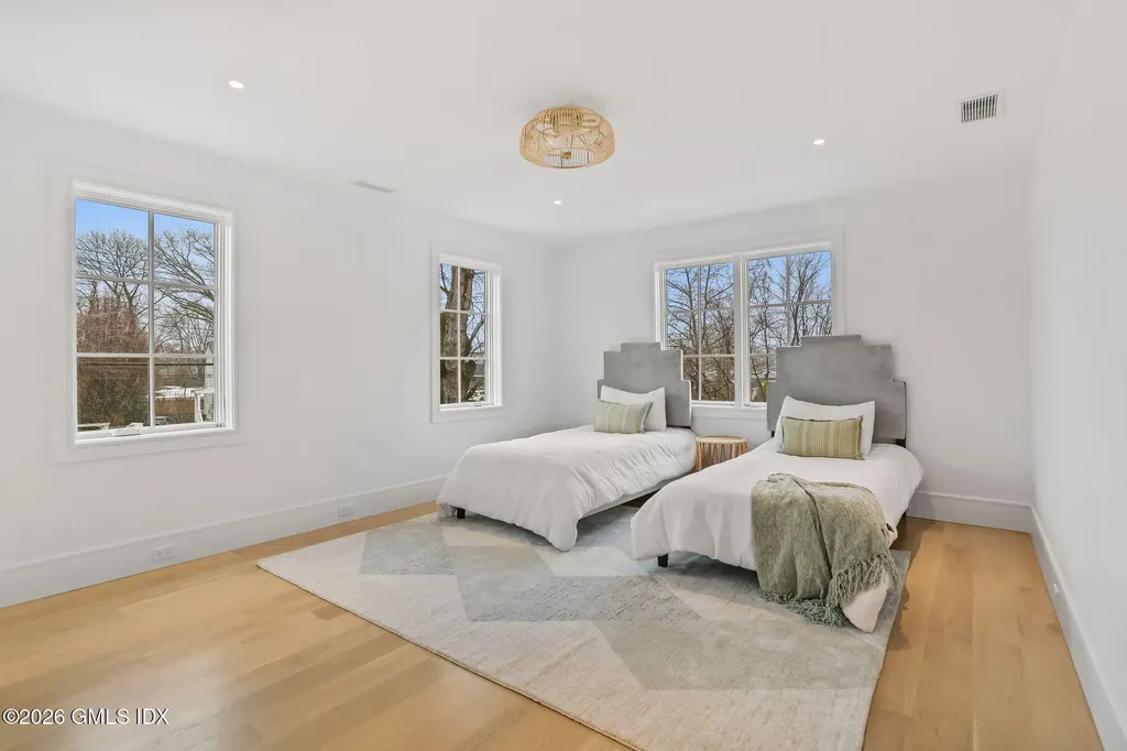 2 Potter Drive Old Greenwich CT 06870