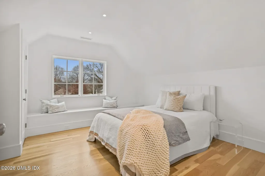 2 Potter Drive Old Greenwich CT 06870