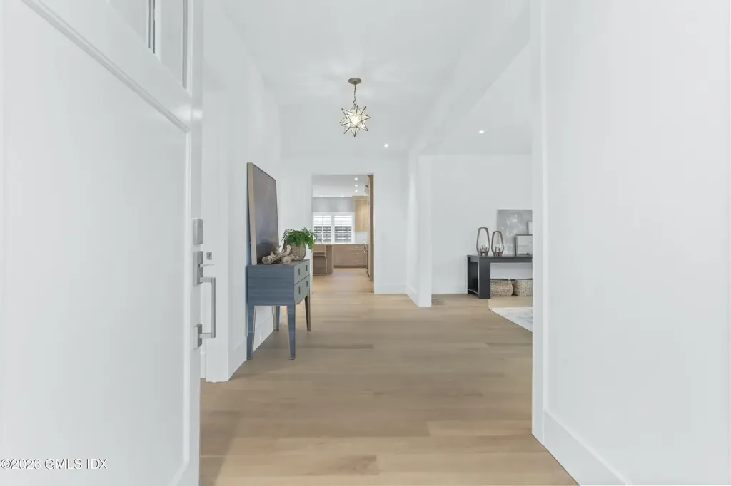 2 Potter Drive Old Greenwich CT 06870