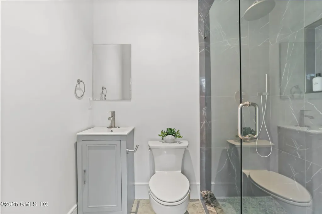 2 Potter Drive Old Greenwich CT 06870