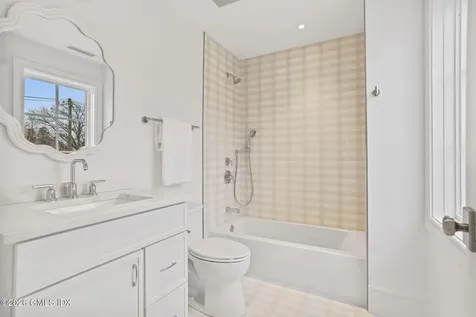 2 Potter Drive Old Greenwich CT 06870