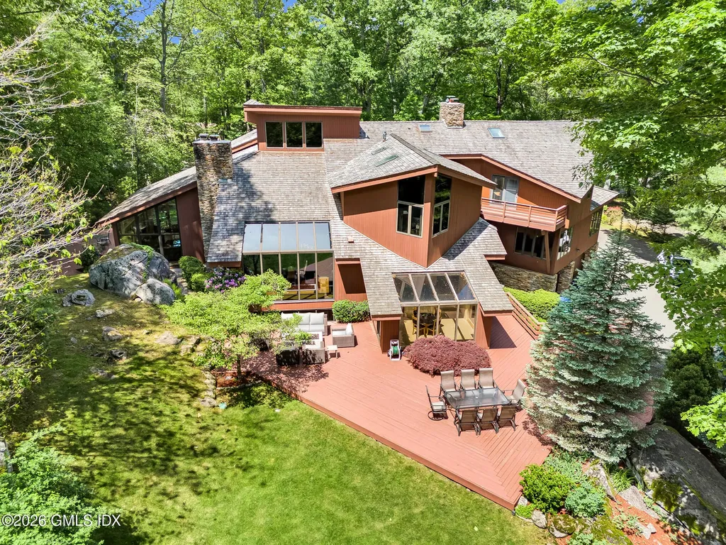 12 Stallion Trail Greenwich CT 06831