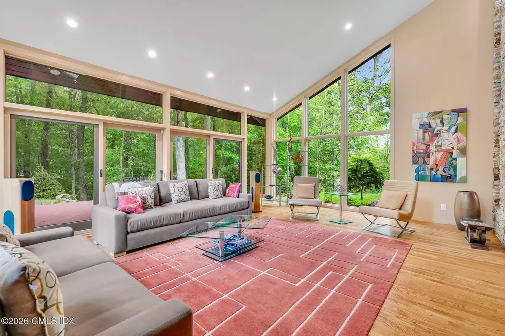 12 Stallion Trail Greenwich CT 06831