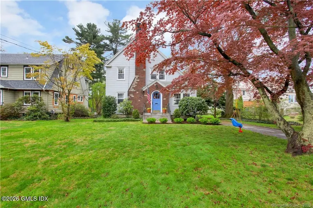 Stamford CT, 15 Tremont Avenue