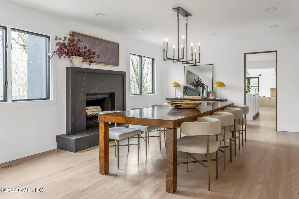 41 Stone Brook Lane Cos Cob CT 06807